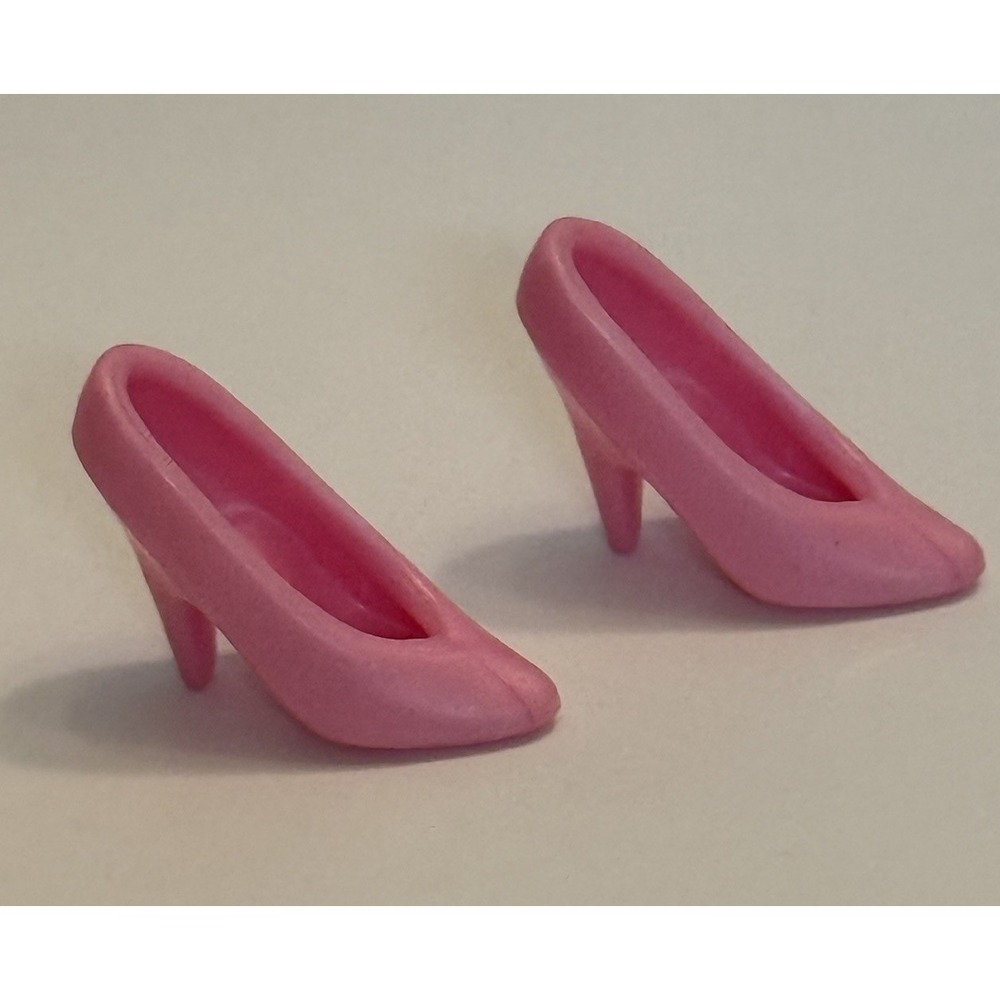 Barbie Mattel Closed Toe Pointed Pump High Heel Light Pink Shoes